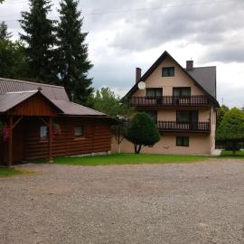 Gazdówka "Pod Pstrągiem", hotelli kohteessa Korbielów