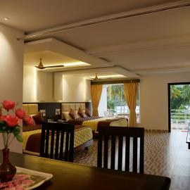 Orchard Valley Resort, hotel in Kuttālam
