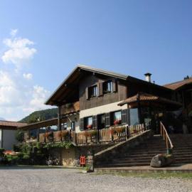 Al Fogolar, hotel v destinaci Villa Santina