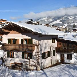 Ferienhaus am Gebraweg in Fieberbrunn in Tirol - Saalbach, Leogang, Hochfilzen, Kitzbühel, hotel in Fieberbrunn
