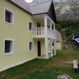 Bujtina Ahmetaj, hotel in Valbonë