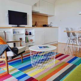 Apartments Milic, hotel in Kaludjerske Bare