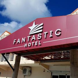 Fantastic Hotel, хотел в Маригот