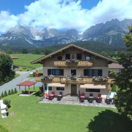 Haus Drei Linden, hotel a Going