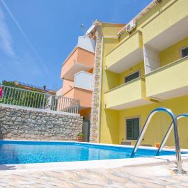 Sunrise Apartments