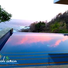 Casablanca Guest House - Adults Only - Starlink Internet!, hotel sa Zipolite