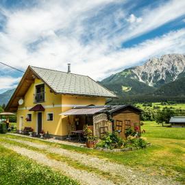 Ferienhaus Backstuber、グンダースハイムのホテル