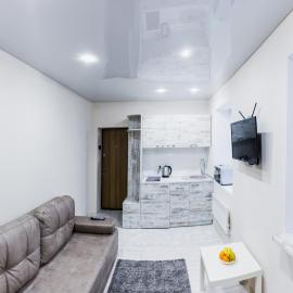 Smart apartment проспект Гагарина, hotel in Dnipro