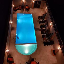 Select Hôtel โรงแรมในโมรอนดาวา