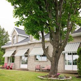 Rock Hill Bed & Breakfast, hotel u gradu Sharbot Lake