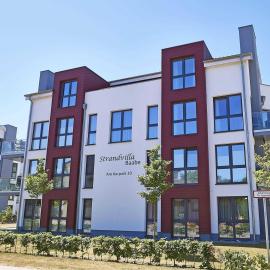 Strandvilla Baabe - WG 12 mit Meerblick, Kamin, Sauna, Whirlpool, hotel di Baabe