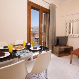 "Hermes" central apartment
