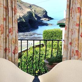 Port Gaverne Hotel, hótel í Port Isaac