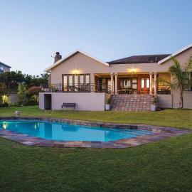 Lalapanzi Guest Lodge