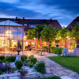 Hotel-Restaurant Ammerhauser โรงแรมในAnthering