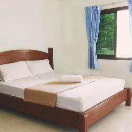 Thai Muang Resort, hotel i Thai Muang