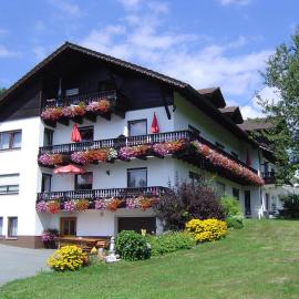 Gästehaus Penzkofer F****, hotell i Viechtach