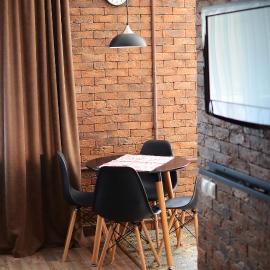 Apartment in the center, hotel di Chernihiv
