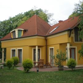 Anonim Vendégház, hotel in Villány