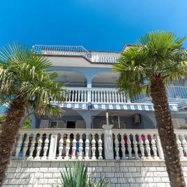Villa Blue, khách sạn ở Selce