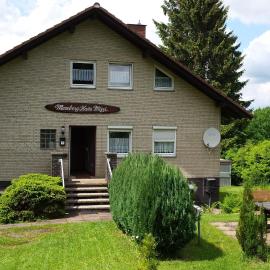 Moosberg Haus Mizzi, hótel í Holzminden