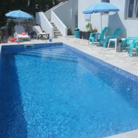 Brankas Apartments