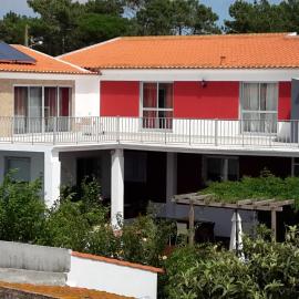 The Wishing Well Country House, hotel in São Martinho do Porto
