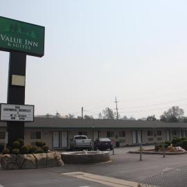 Value Inn & Suites, hotel di Redding