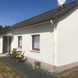 Ferienhaus "Am Stauwerk", hotell i Engelskirchen