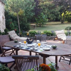 Les Ecureuils, hotell i Bougligny