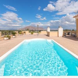 Residential jardín del pintor - la casa amarilla