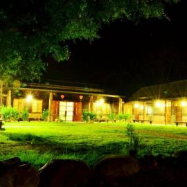 初鹿敦親牧鄰民宿, hotel en Chulu