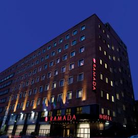 Ramada by Wyndham Naples, hotel v Neapole