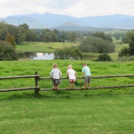 Old Inchgarth Farmstay، فندق في هيمفيل