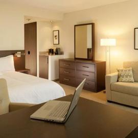 le Georgesville, hotel u gradu 'Saint-Georges'