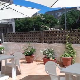 Camere In Affitto, khách sạn ở Sassari