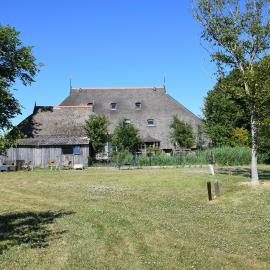 De Hocht, hotel in Nes