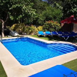 Casas Rurales Huerto Del Abuelito, hotel em Valdeganga