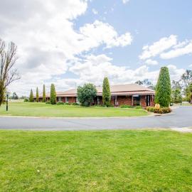 Sportslander Motor Inn, hotel em Moama