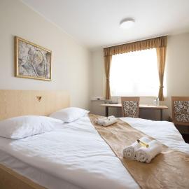 S Hotel - Simple City Centre Stay