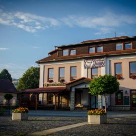 Ubytování U Valašských ponožek, hotel a Hovězí