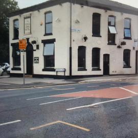 Kings arms hotel, hotel a Farnworth