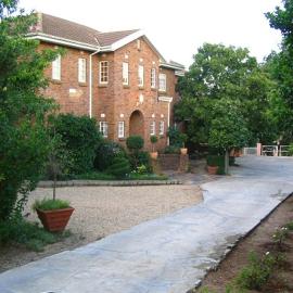 Leeuwenhof Guesthouse, hotel en Caledon