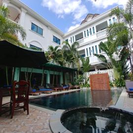 Central Night Hotel, hotel din Siem Reap