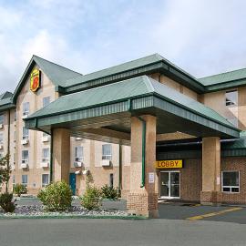 Super 8 by Wyndham Edmonton International Airport, viešbutis mieste Ledukas