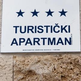 Apartment Vila Mirela, hotel a Krimovice