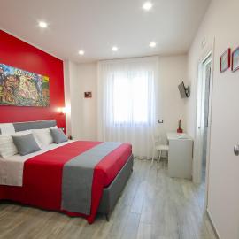 Gustarosso Rooms, готель у місті Сарно