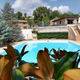 Paternopoli में, होटल Agriturismo I Tre Ulivi