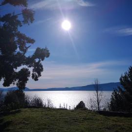 Viesnīca Cabañas Ayalén con vista al Lago pilsētā Pukona