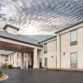 Super 8 by Wyndham Conway, hotel Conwayben